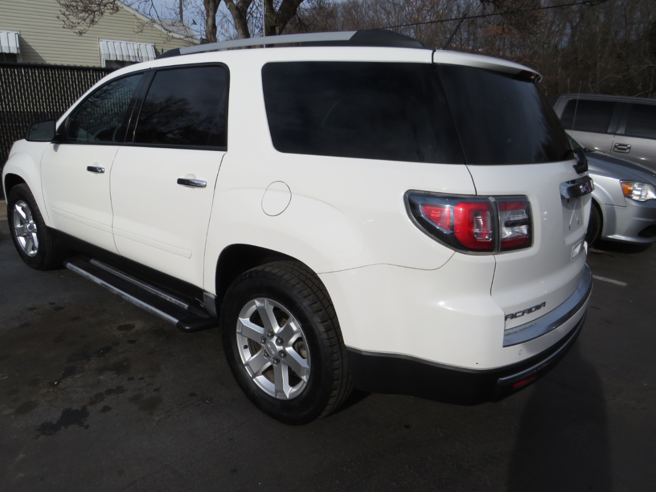 GMC Acadia FWD 4dr SLE2 2014