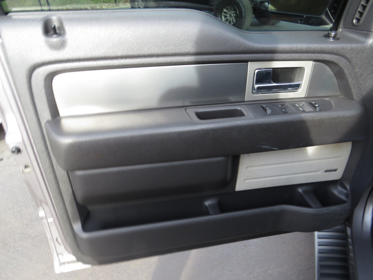 Ford F-150 4WD SuperCrew 145" King Ranch 2013