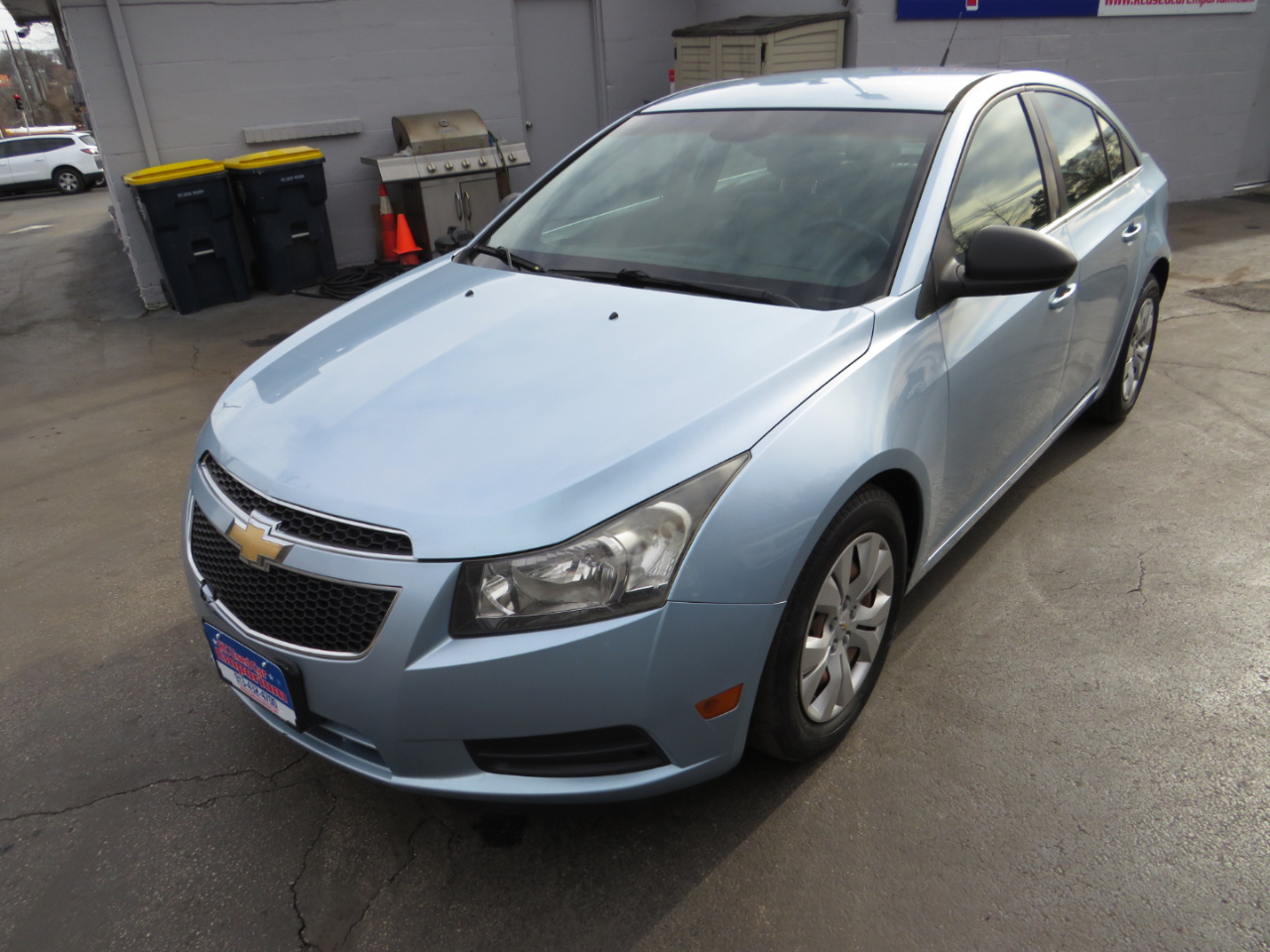 Chevrolet Cruze 4dr Sdn LS 2012