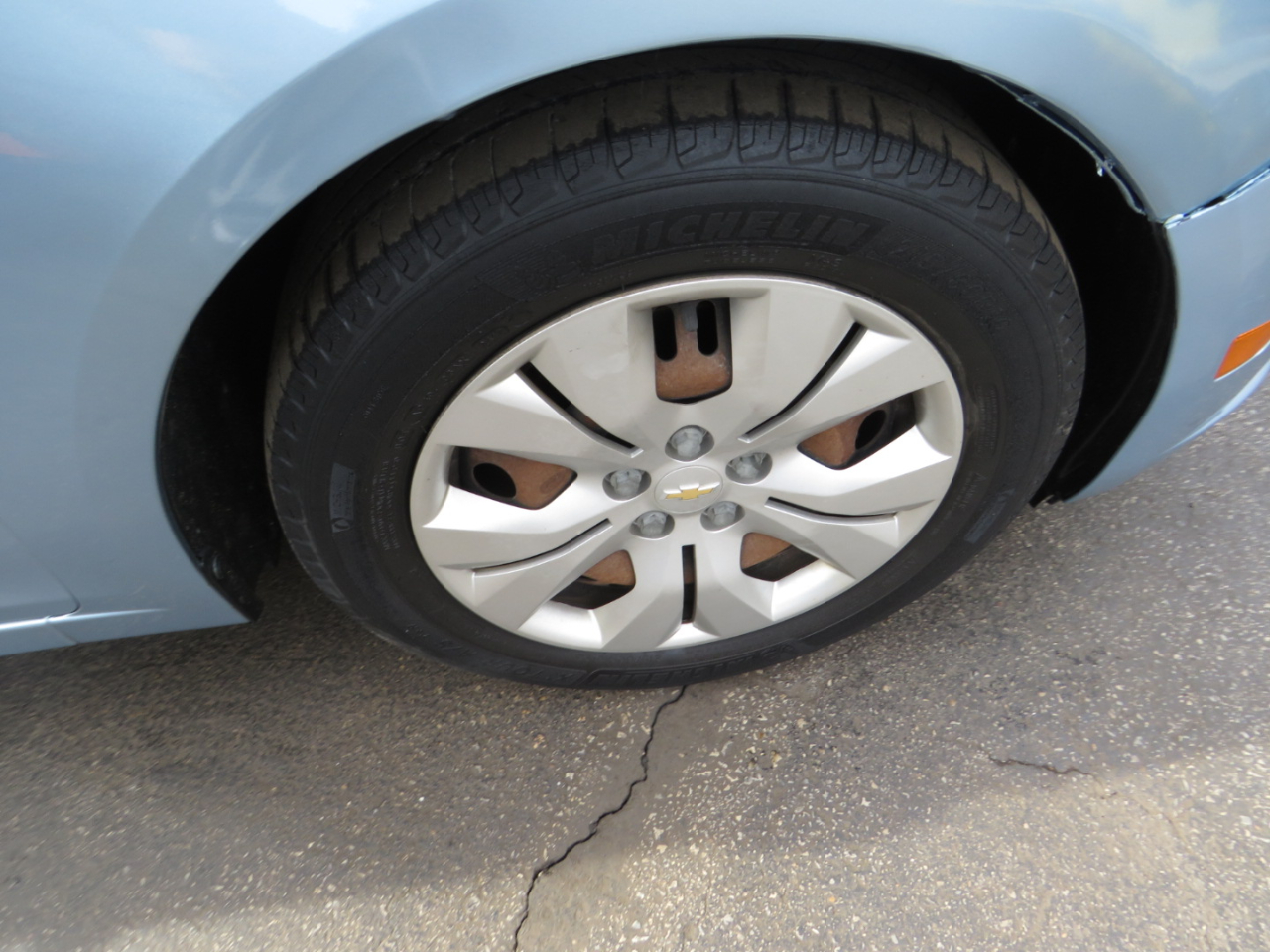 Chevrolet Cruze 4dr Sdn LS 2012