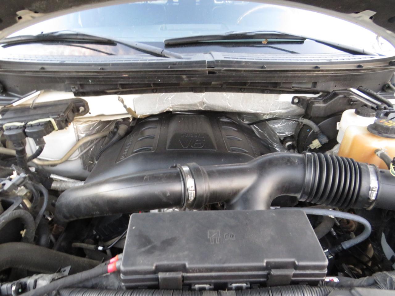 Ford F-150 4WD SuperCrew 145" Platinum 2013