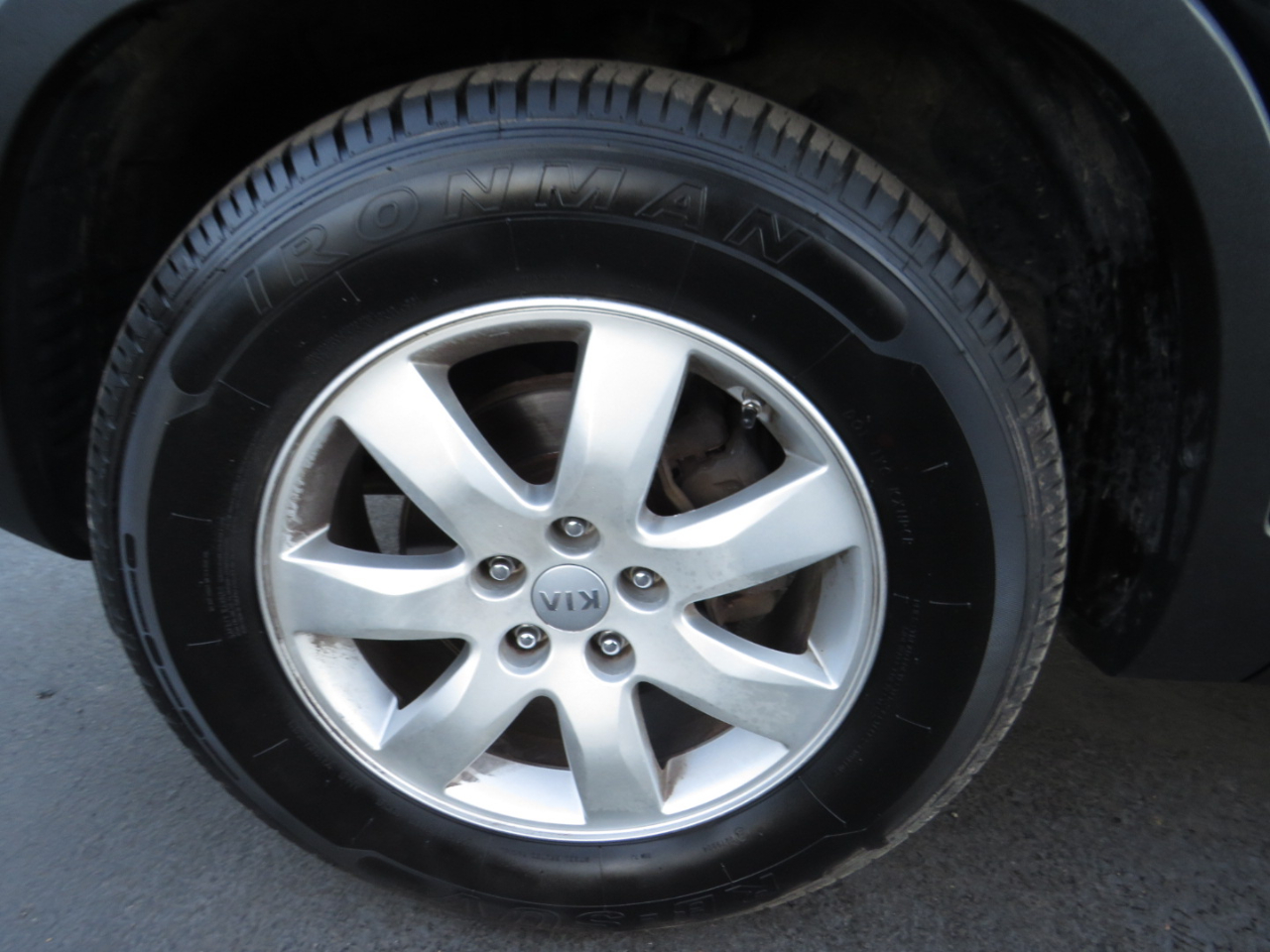 Kia Sorento 2WD 4dr V6 LX 2012