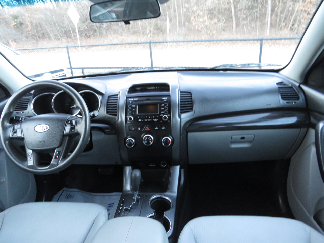 Kia Sorento 2WD 4dr V6 LX 2012