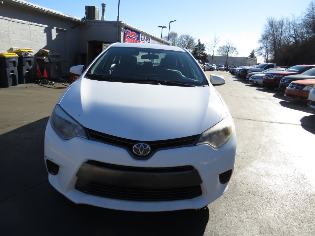 Toyota Corolla 4dr Sdn CVT LE Premium (Natl) 2015