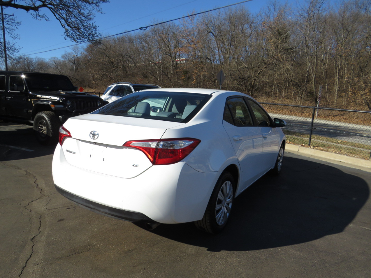 Toyota Corolla 4dr Sdn CVT LE Premium (Natl) 2015