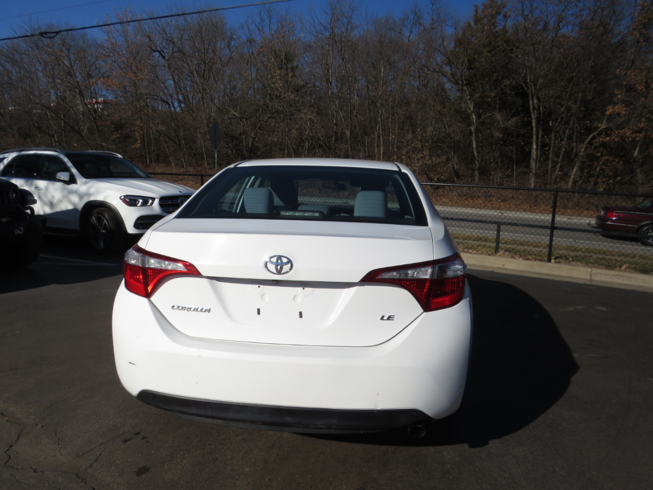 Toyota Corolla 4dr Sdn CVT LE Premium (Natl) 2015