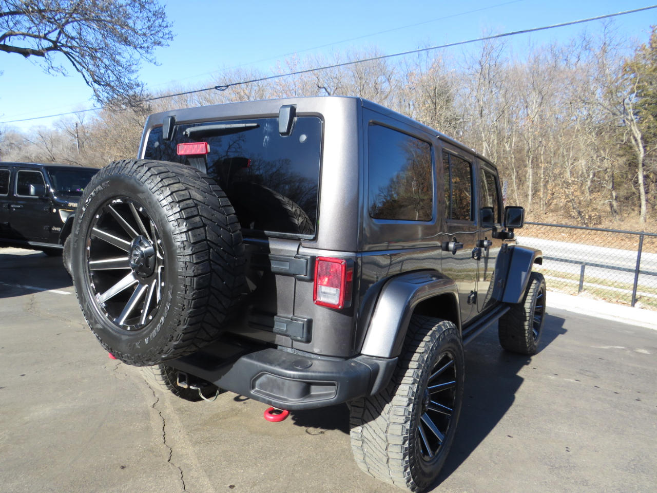 Jeep Wrangler Unlimited 4WD 4dr Rubicon Hard Rock 2016