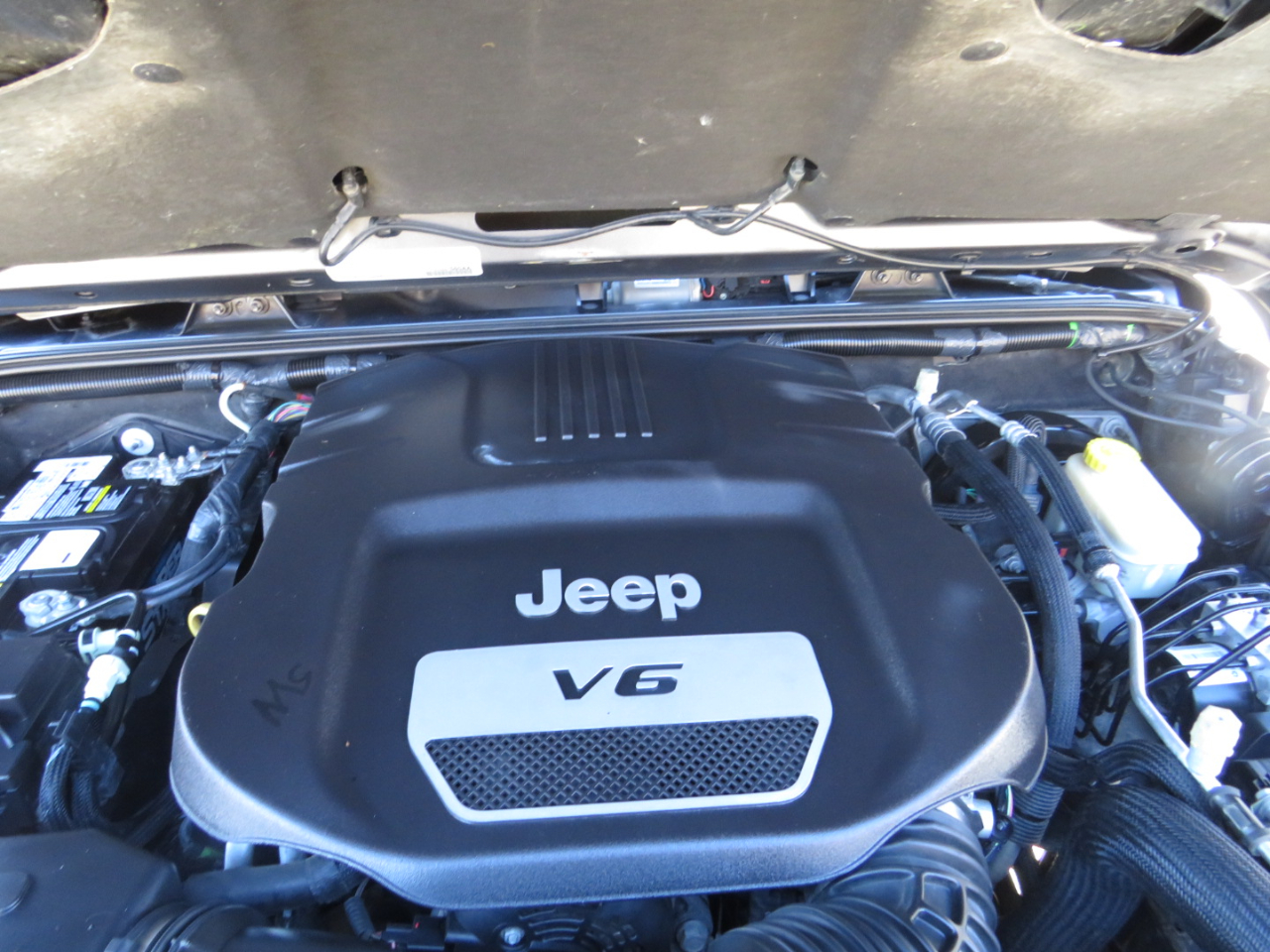 Jeep Wrangler Unlimited 4WD 4dr Rubicon Hard Rock 2016