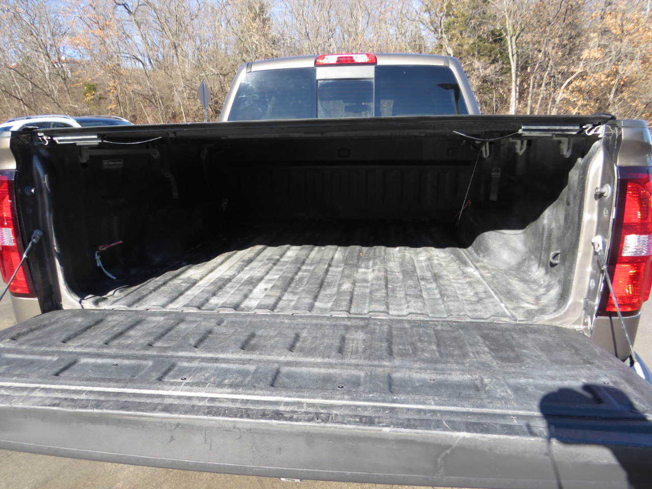 GMC Sierra 1500 2WD Crew Cab 143.5" SLT 2015