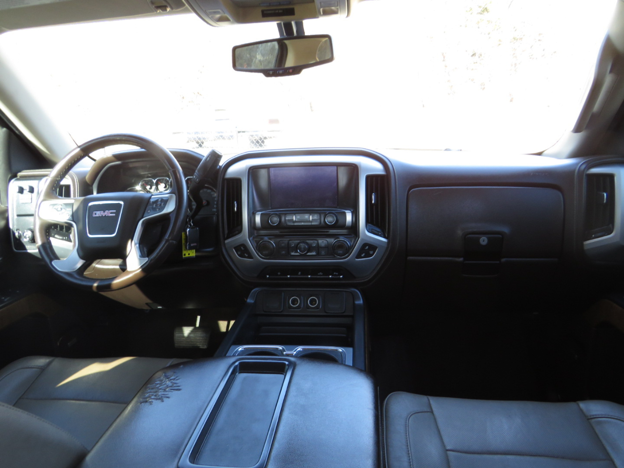 GMC Sierra 1500 2WD Crew Cab 143.5" SLT 2015
