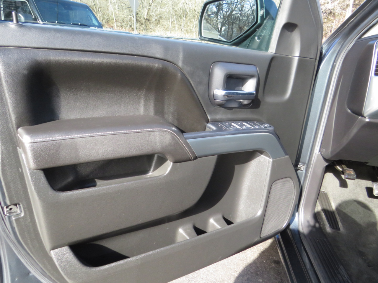 Chevrolet Silverado 1500 4WD Crew Cab 143.5" LT w/1LT 2017