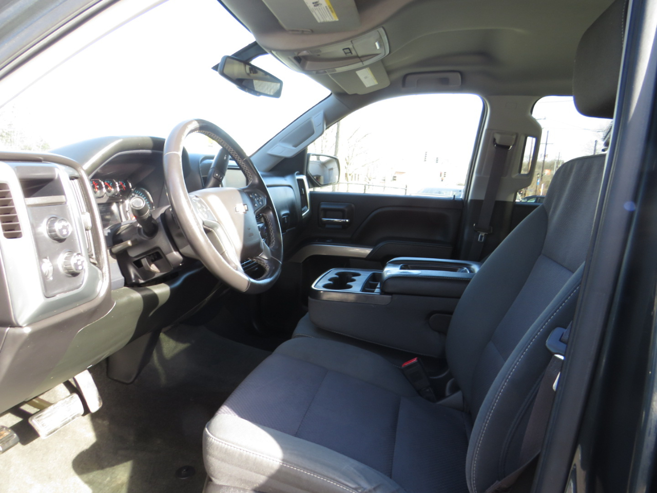 Chevrolet Silverado 1500 4WD Crew Cab 143.5" LT w/1LT 2017