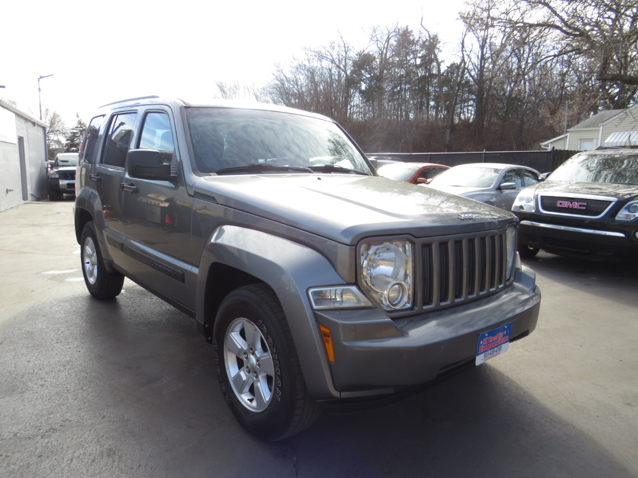 Jeep Liberty 4WD 4dr Sport 2012