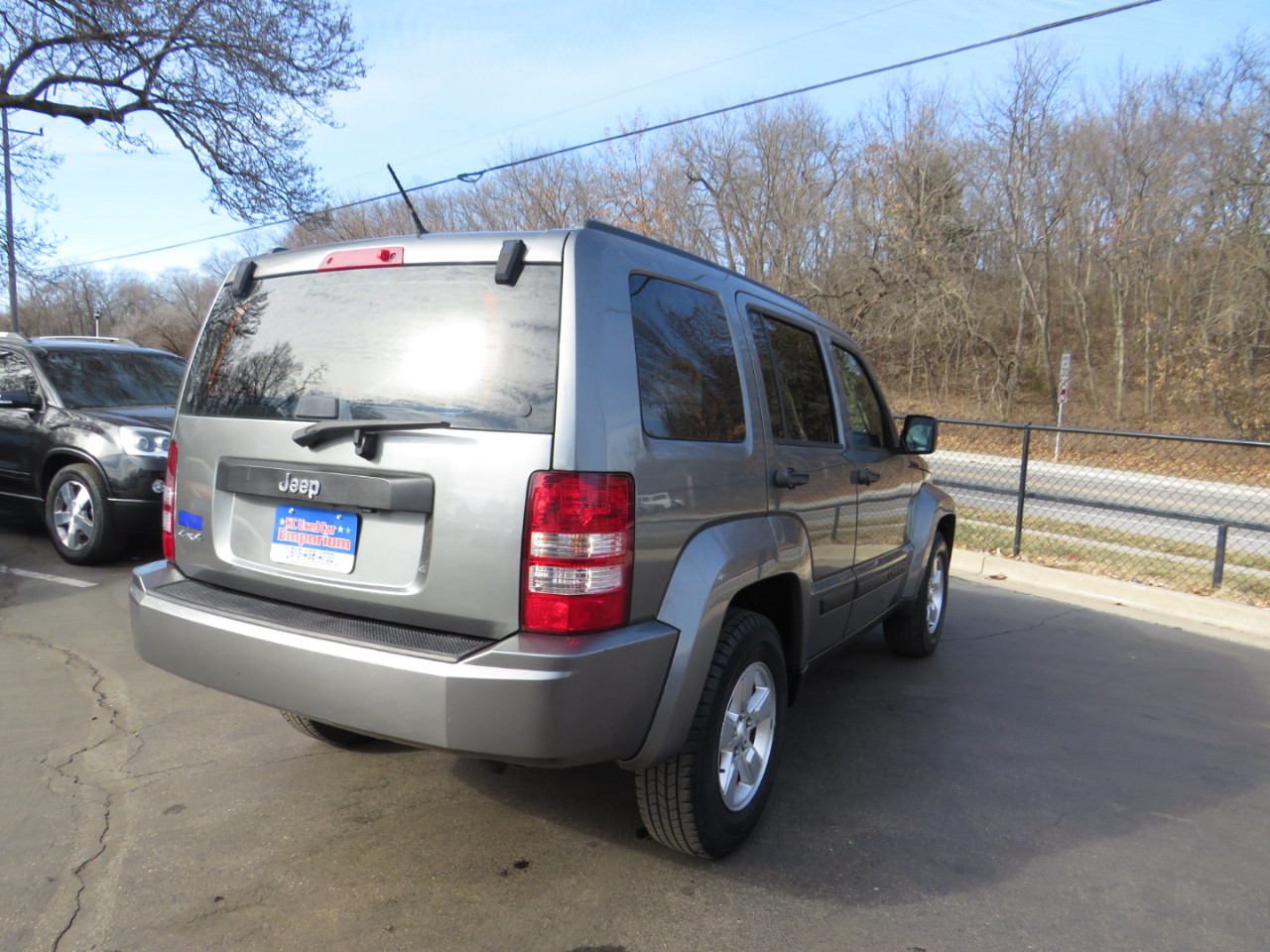 Jeep Liberty 4WD 4dr Sport 2012