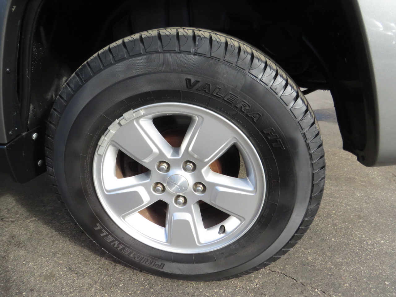 Jeep Liberty 4WD 4dr Sport 2012