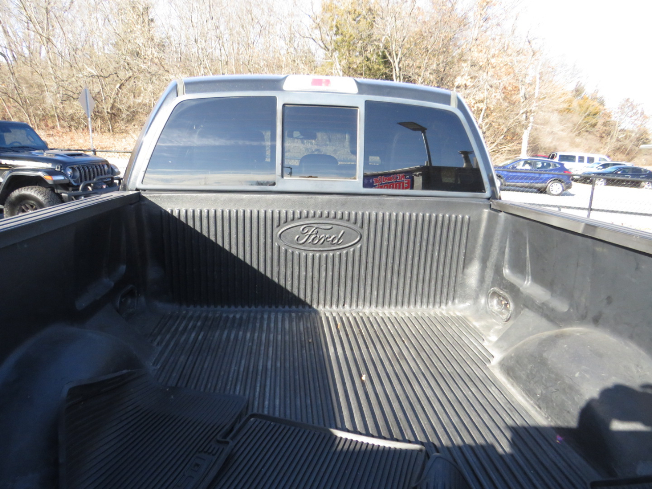 Ford F-150 4WD SuperCrew 145" Platinum 2013