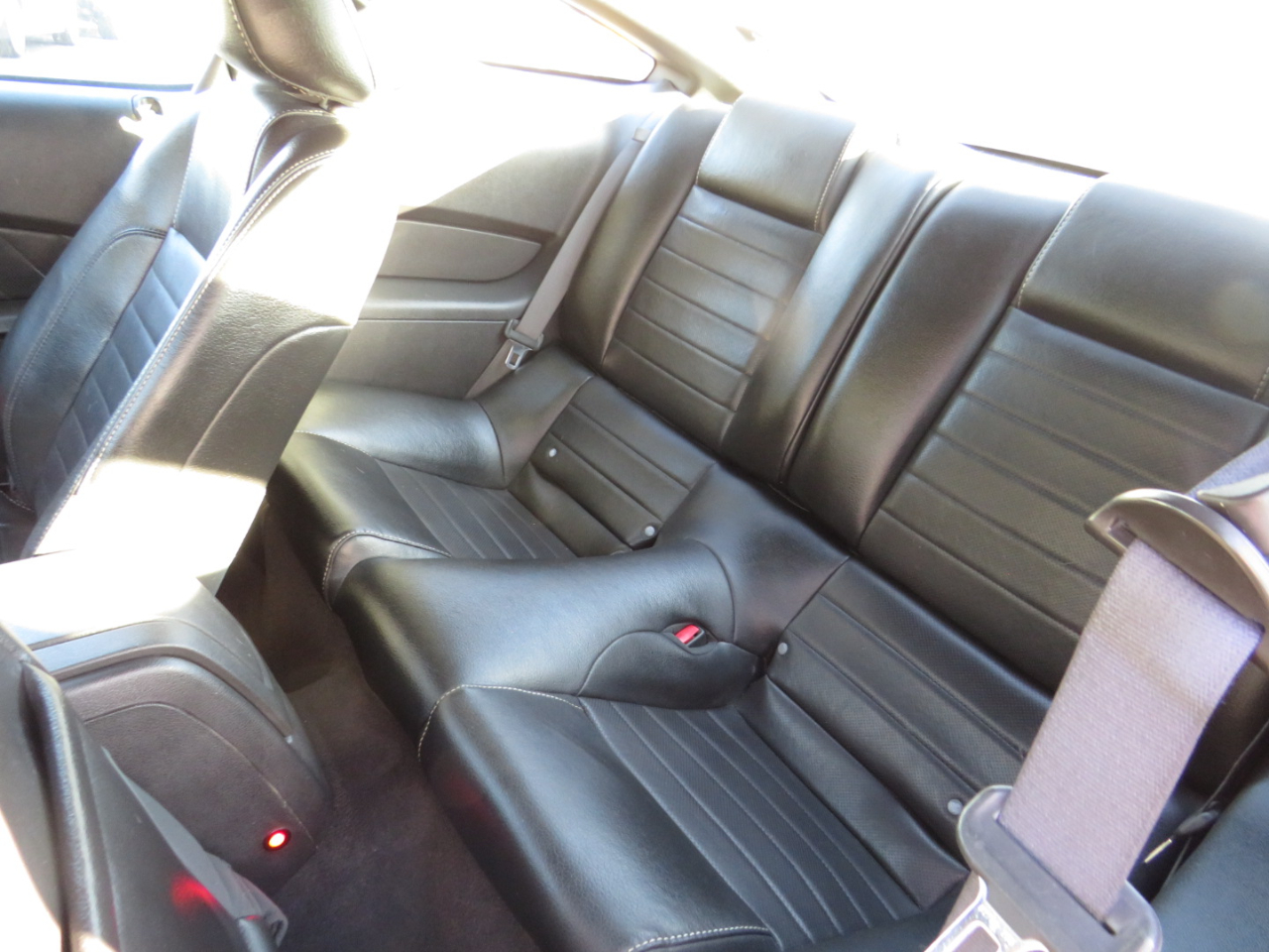 Ford Mustang 2dr Cpe V6 2010