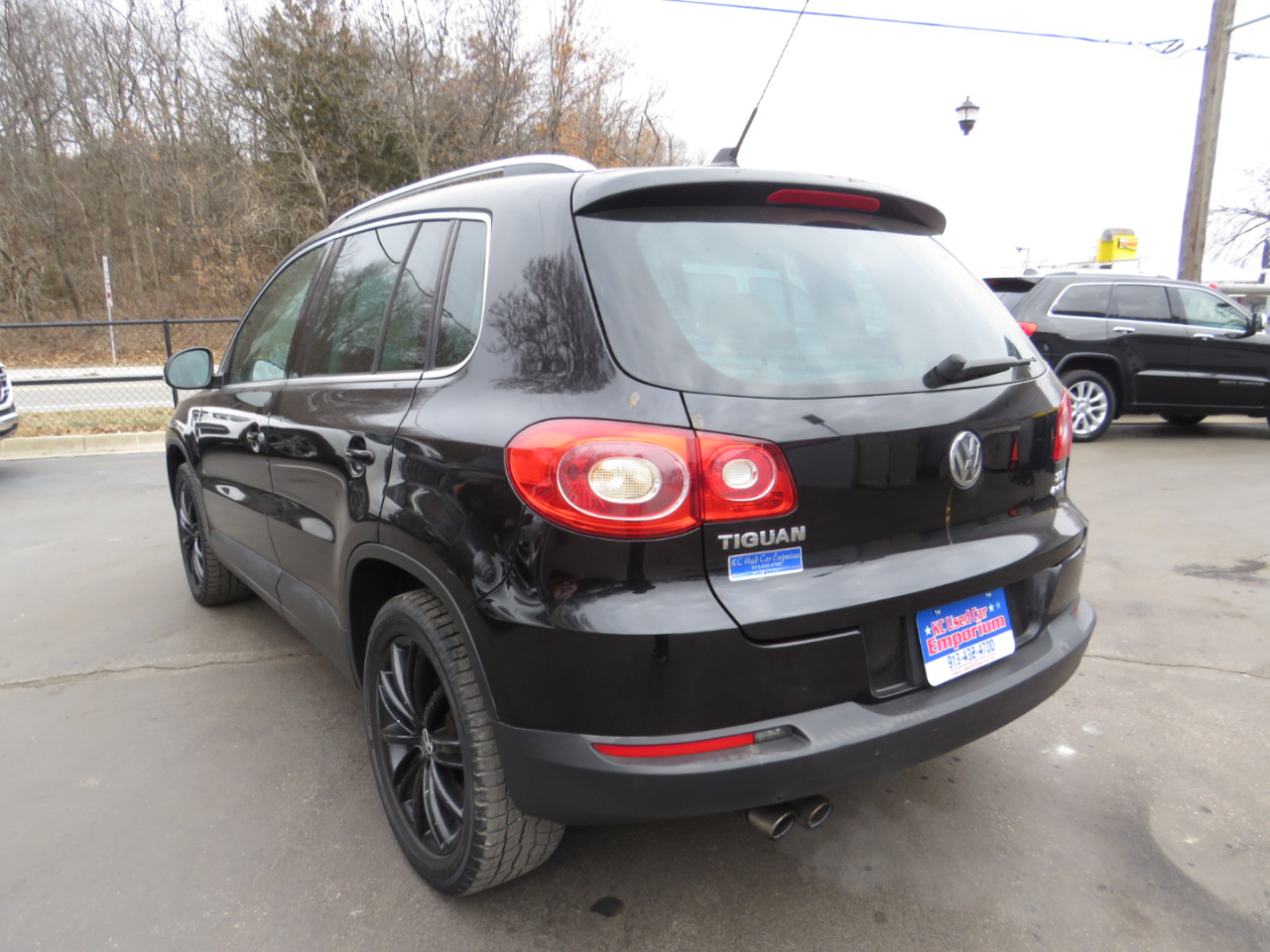 Volkswagen Tiguan 4WD 4dr S 4Motion 2011