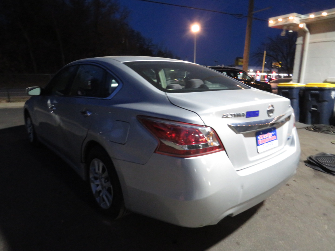 Nissan Altima 4dr Sdn I4 2.5 S 2013