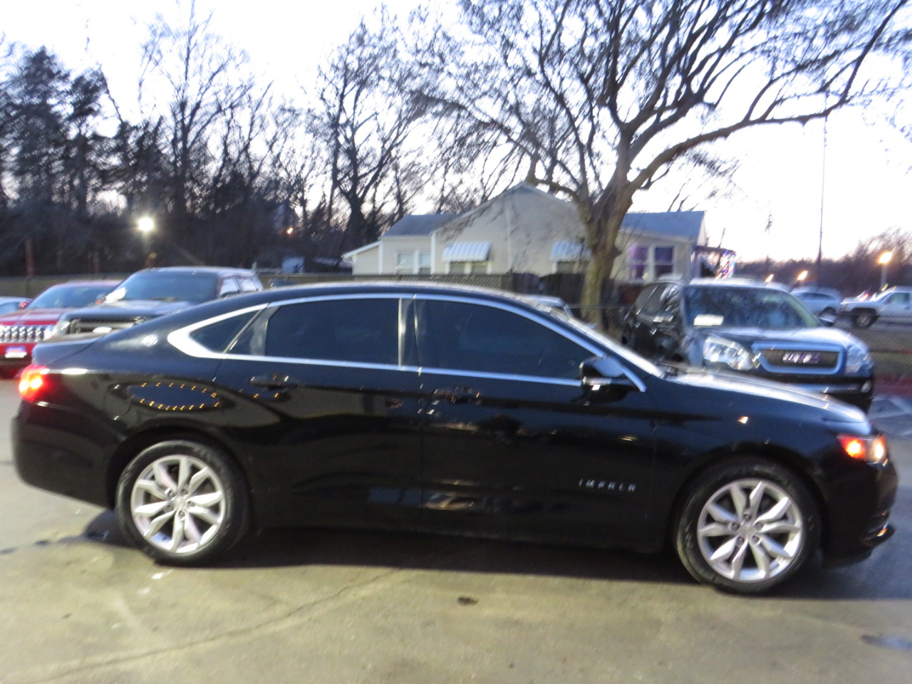 Chevrolet Impala 4dr Sdn LT w/1LT 2017