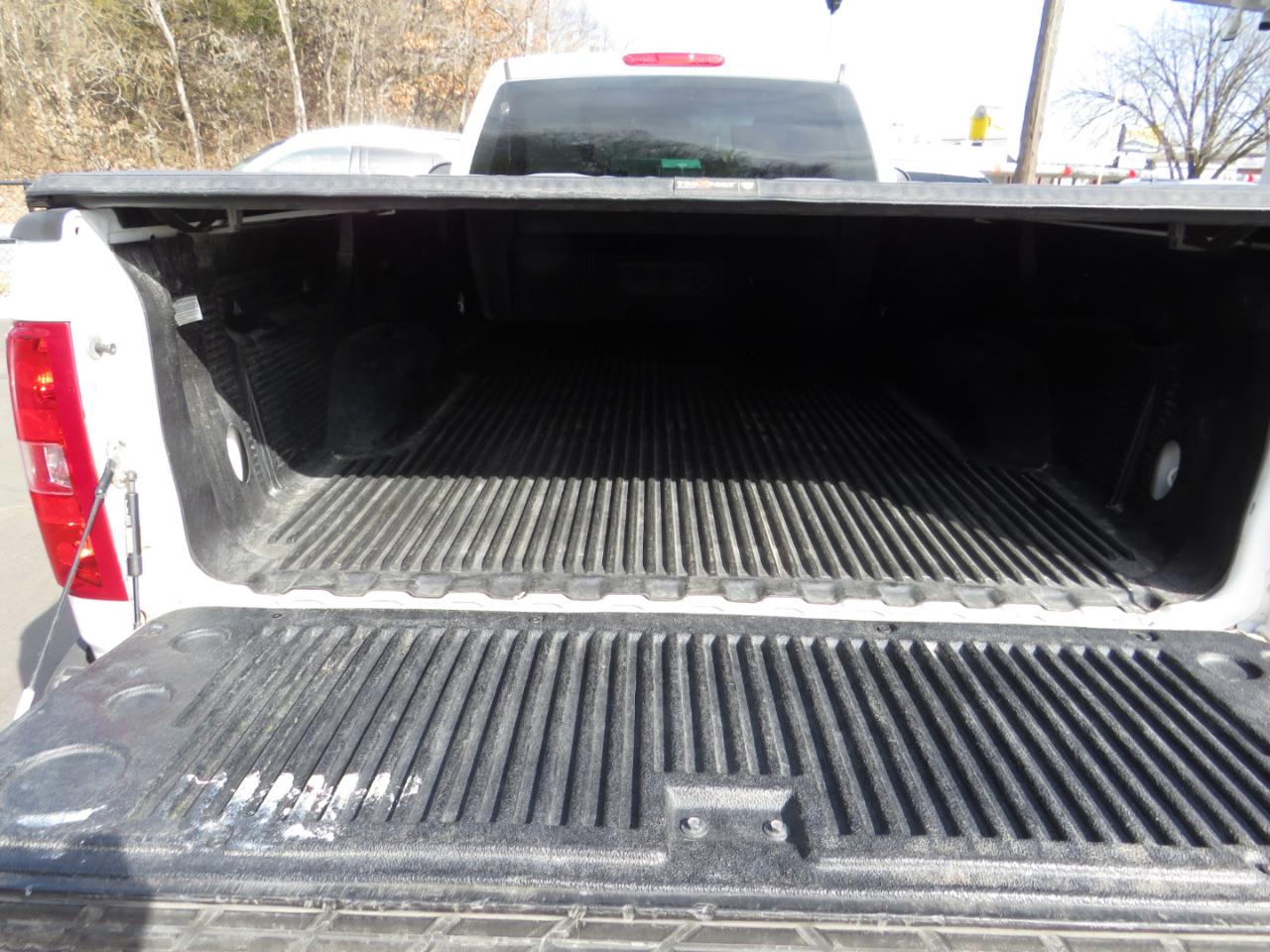 Chevrolet Silverado 1500 4WD Reg Cab 133.0" Work Truck 2012