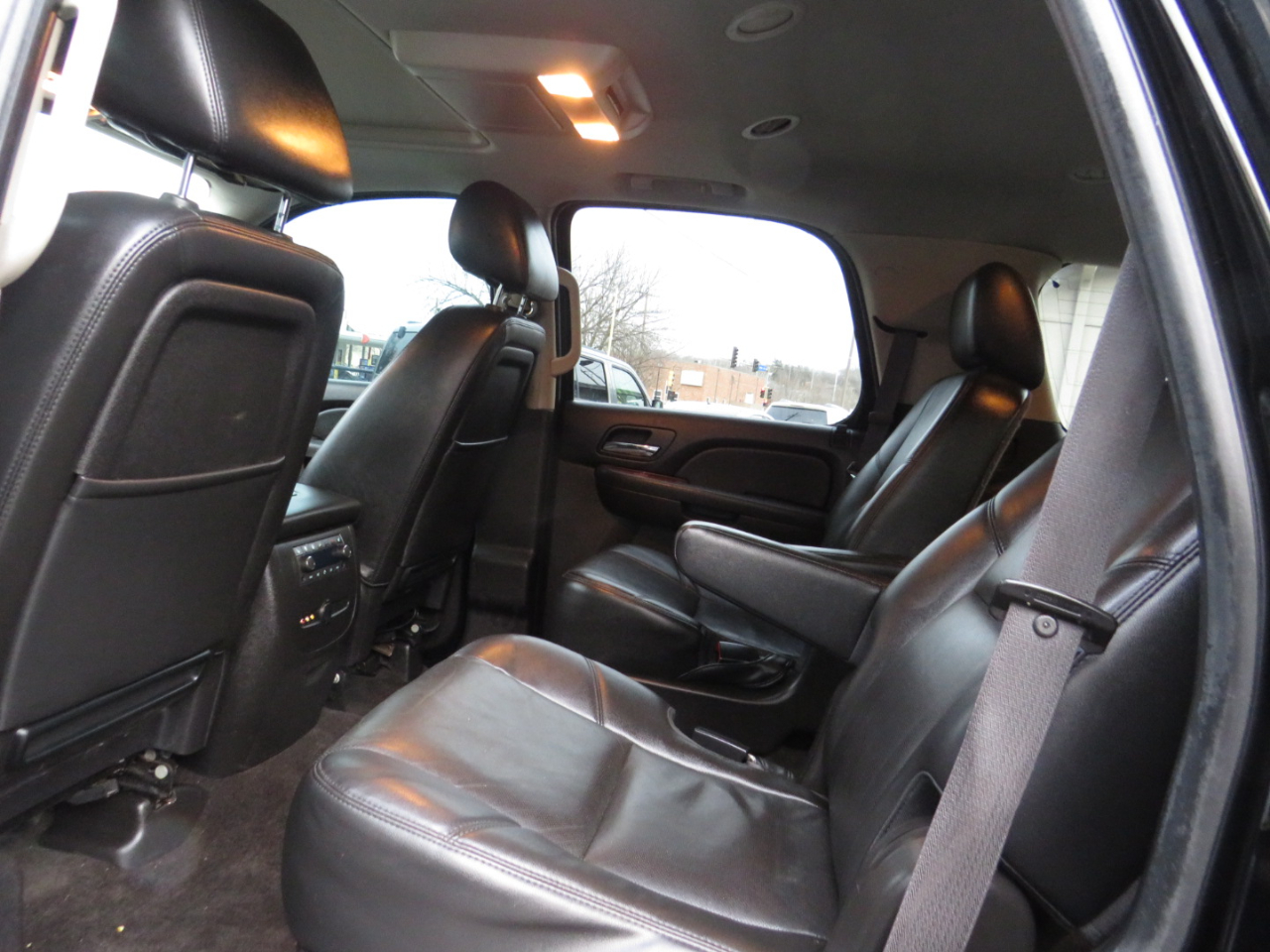 Chevrolet Tahoe 4WD 4dr LTZ 2014