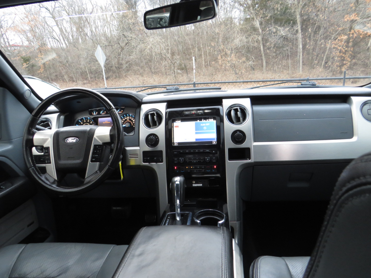 Ford F-150 4WD SuperCrew 145" Platinum 2012