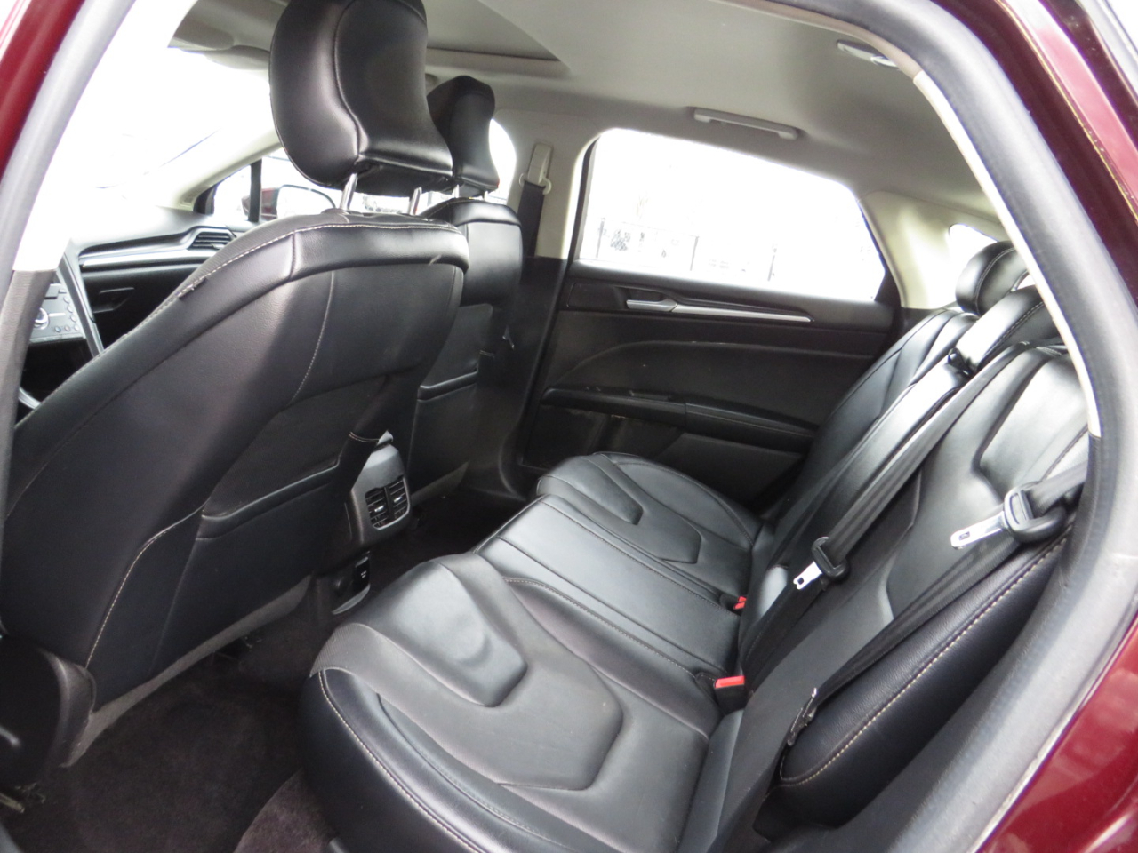 Ford Fusion Titanium FWD 2017