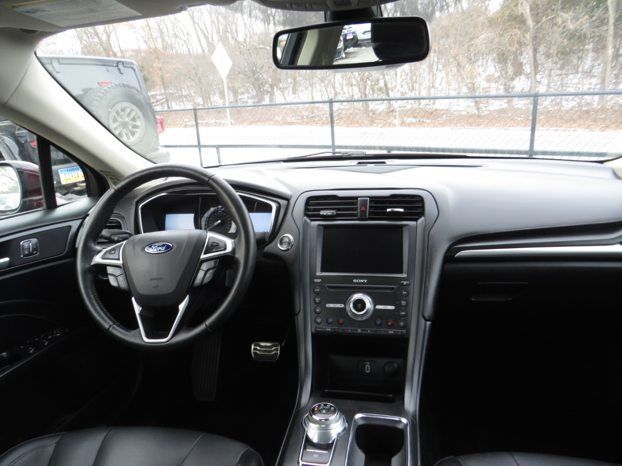 Ford Fusion Titanium FWD 2017