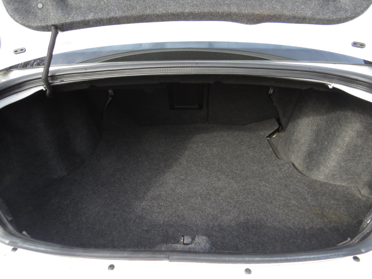 Chrysler 200 4dr Sdn LX 2013