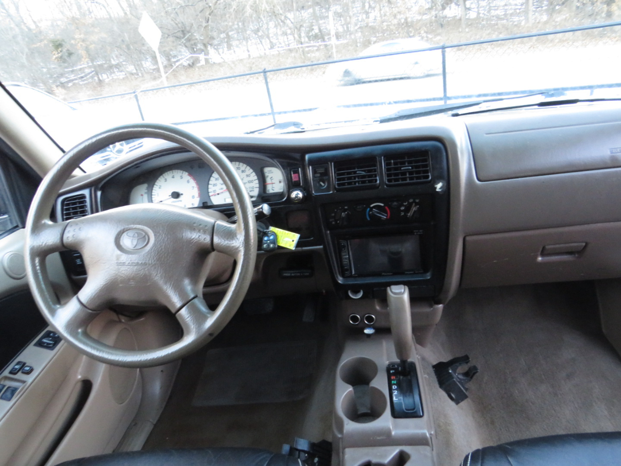 Toyota Tacoma XtraCab PreRunner V6 Auto (Natl) 2001