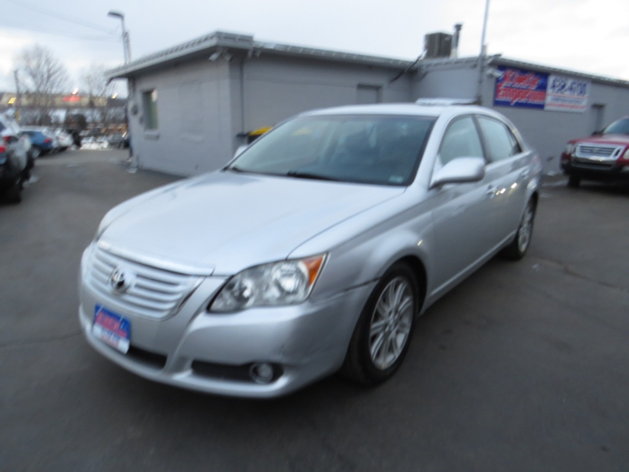 Toyota Avalon 4dr Sdn Touring (Natl) 2008