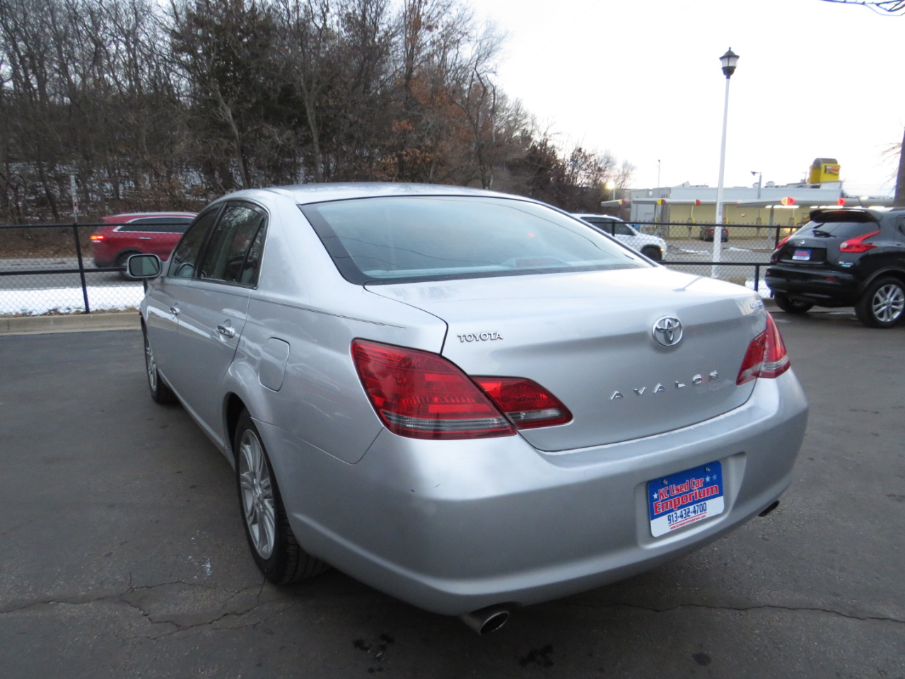 Toyota Avalon 4dr Sdn Touring (Natl) 2008