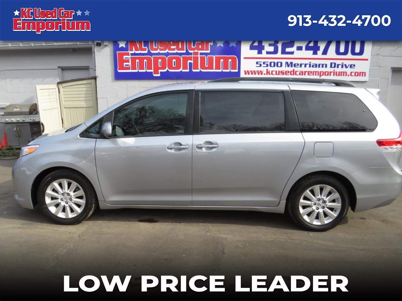 2013 Toyota Sienna 5dr 7-Pass Van V6 XLE AWD (Natl)