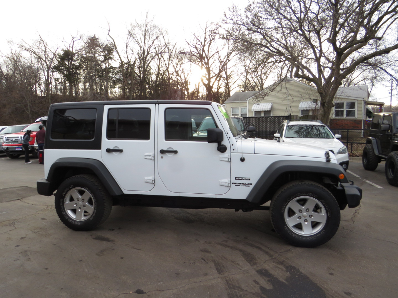 Jeep Wrangler Unlimited 4WD 4dr Sport 2012