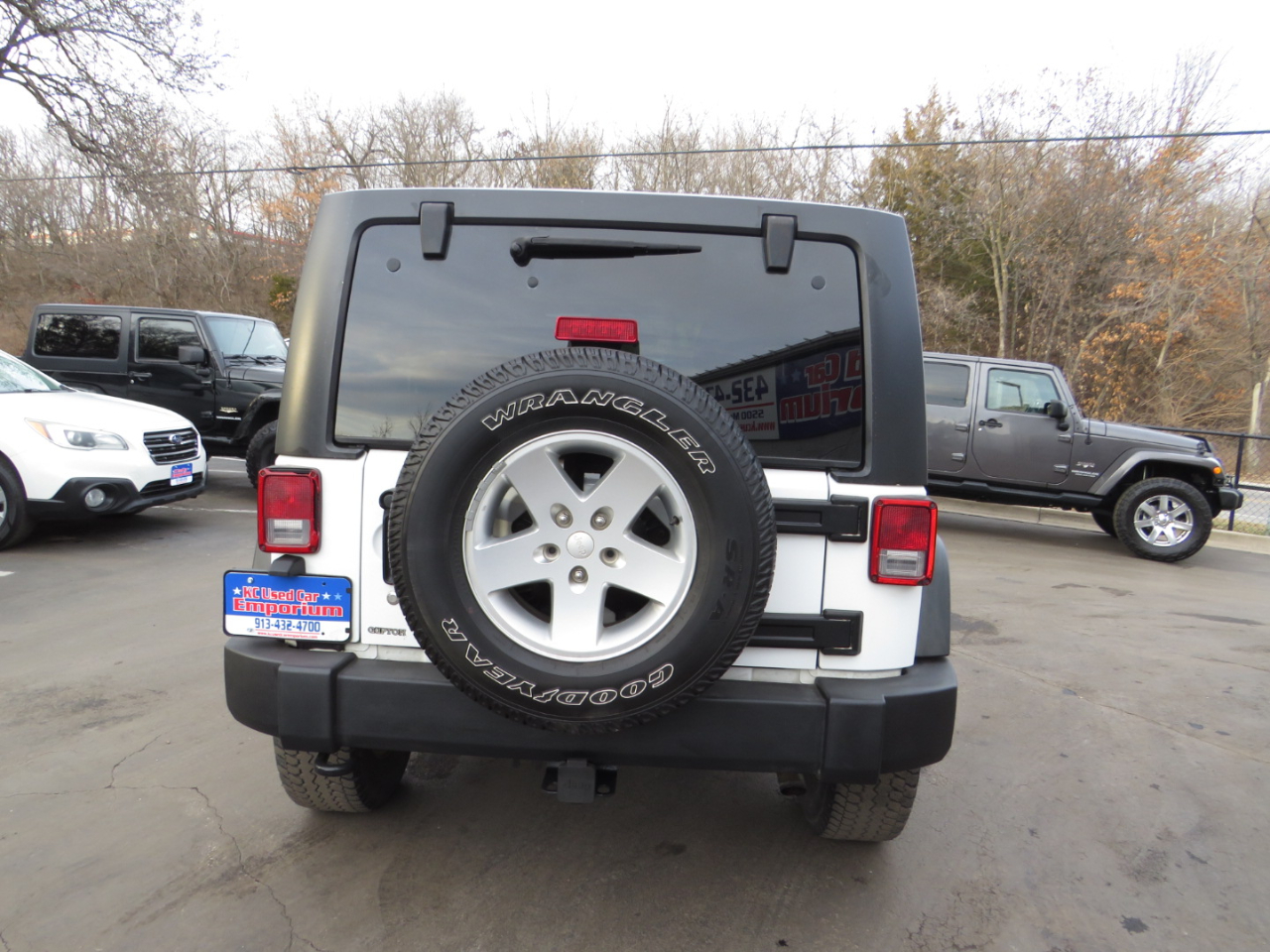 Jeep Wrangler Unlimited 4WD 4dr Sport 2012