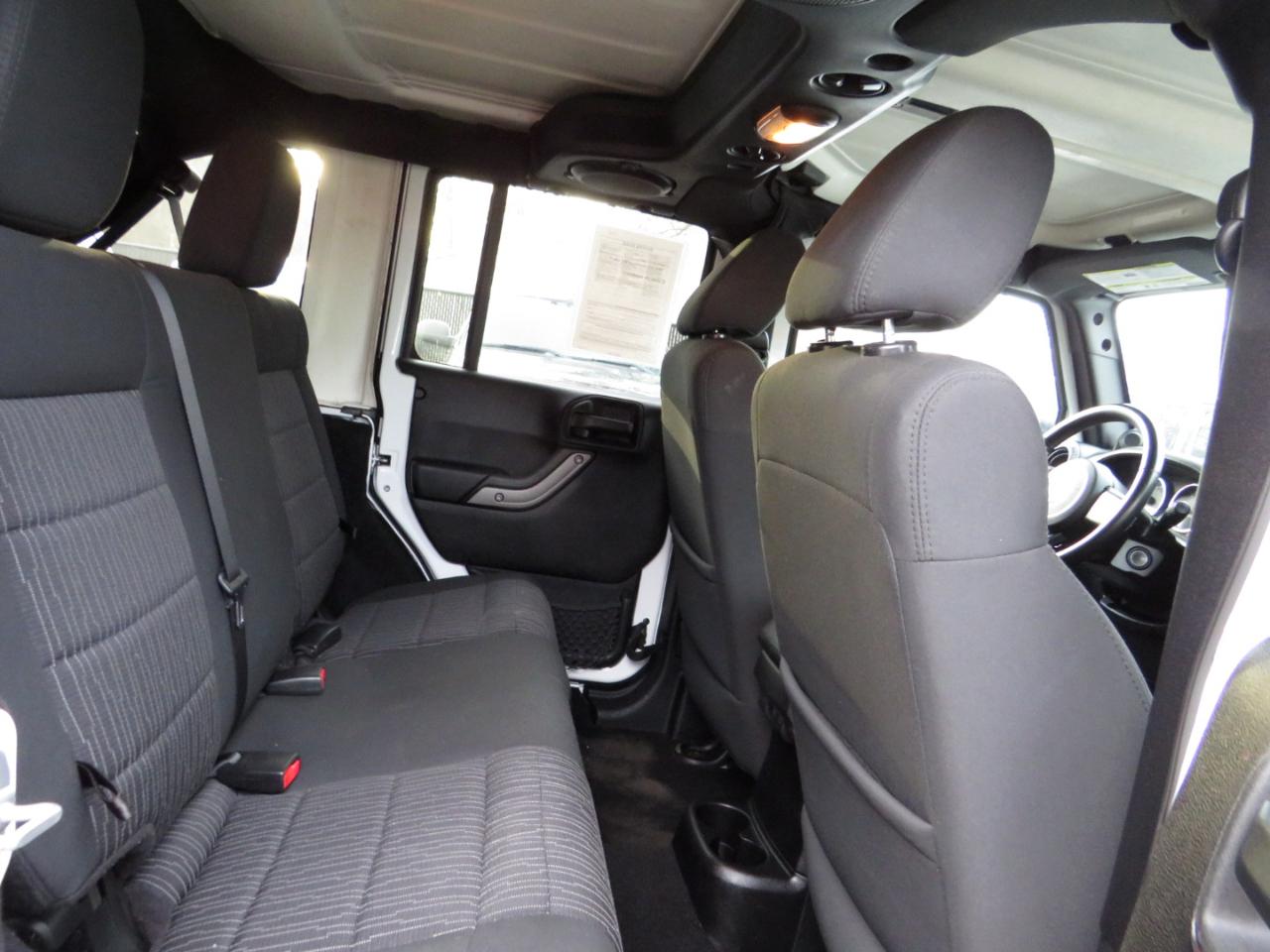 Jeep Wrangler Unlimited 4WD 4dr Sport 2012