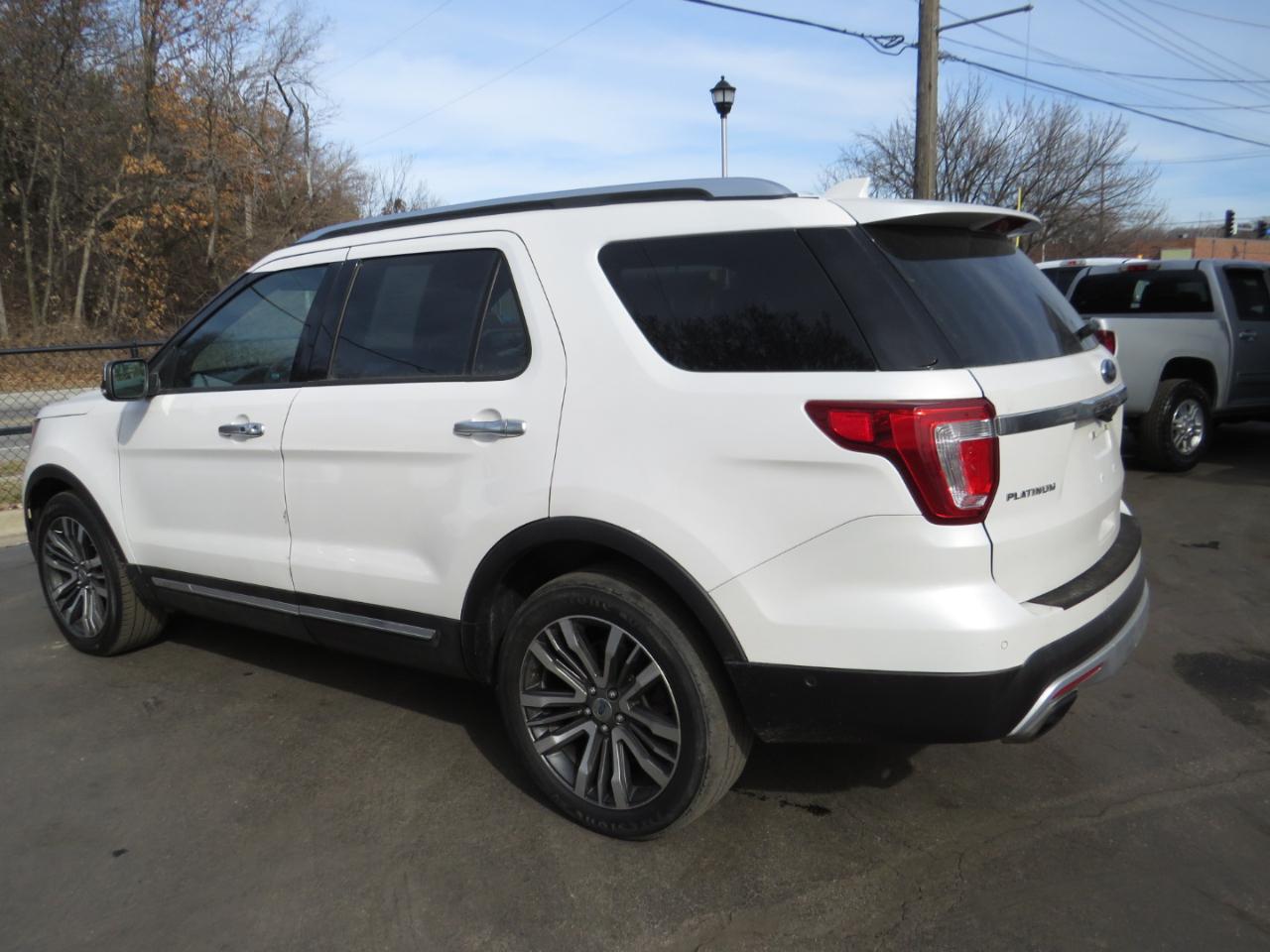 Ford Explorer Platinum 4WD 2017