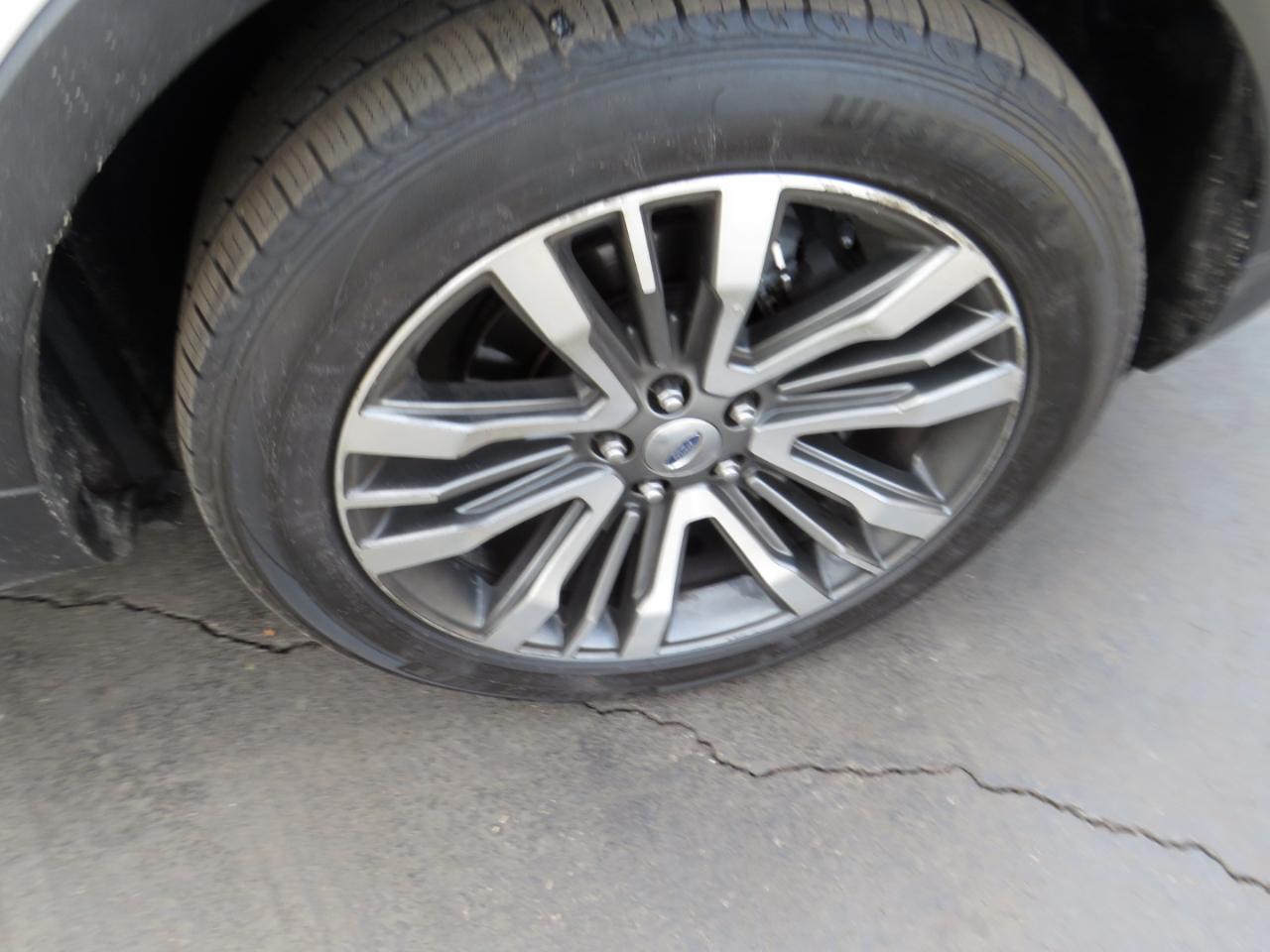 Ford Explorer Platinum 4WD 2017