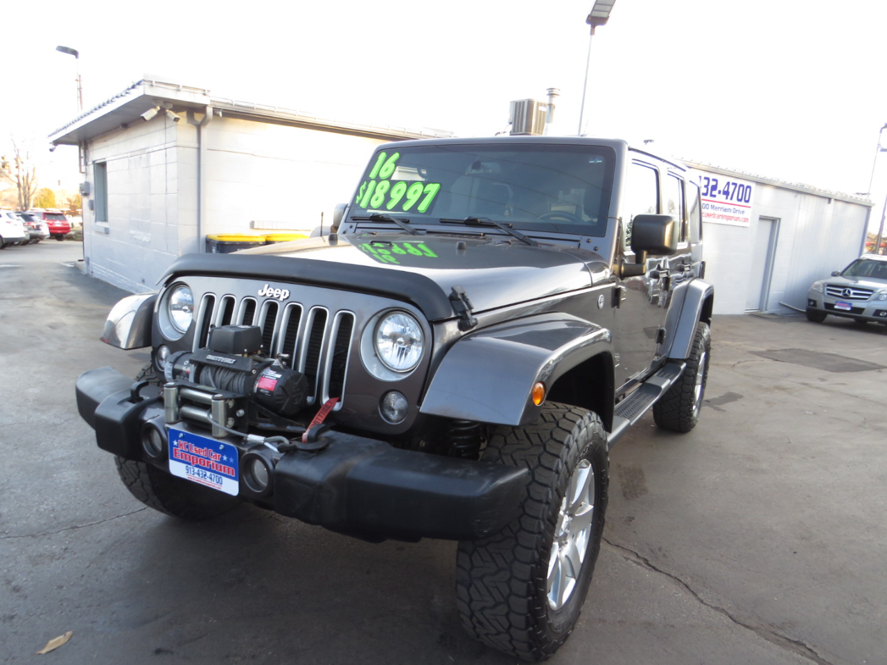 Jeep Wrangler Unlimited 4WD 4dr Sahara 2016
