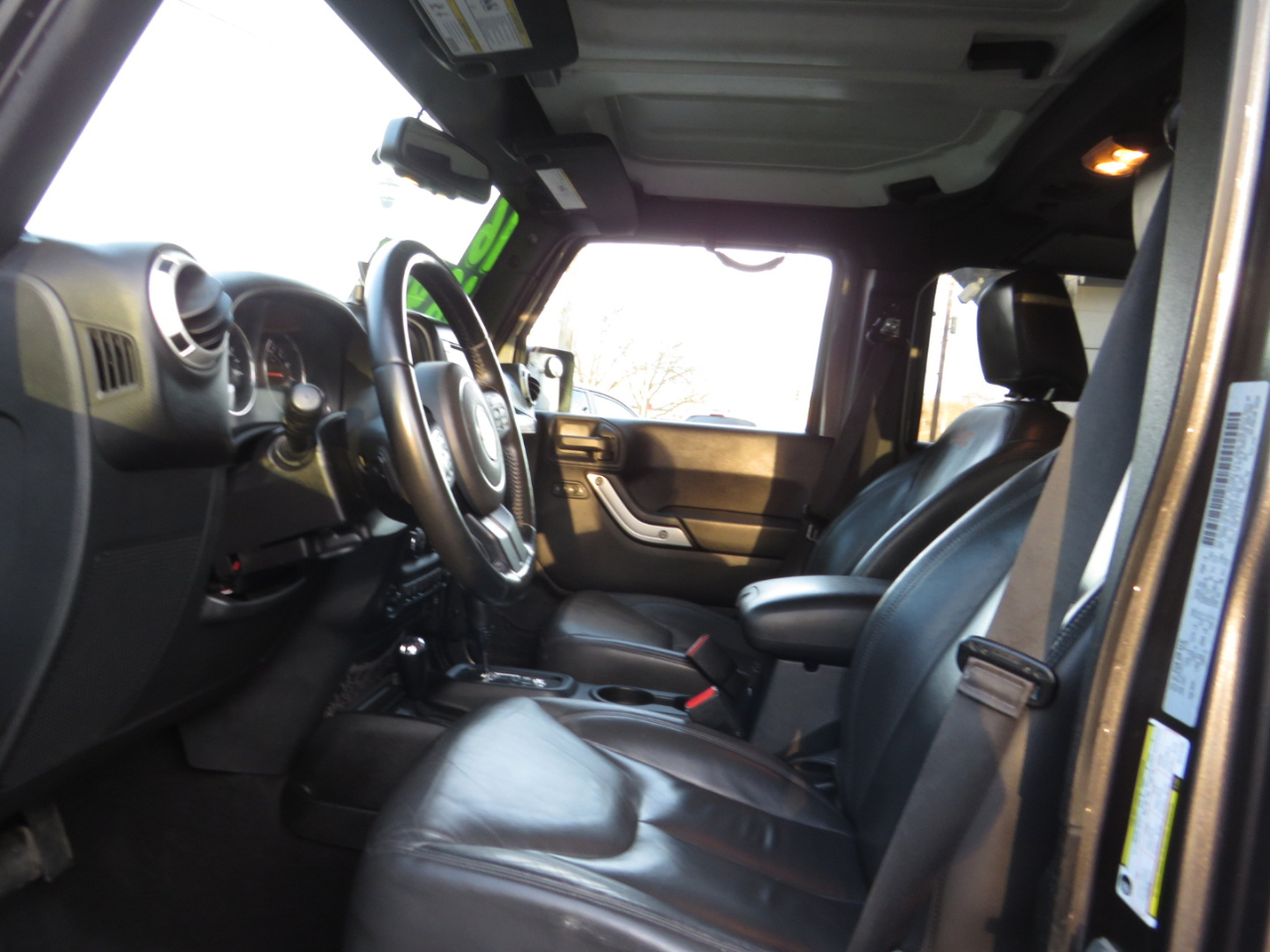 Jeep Wrangler Unlimited 4WD 4dr Sahara 2016