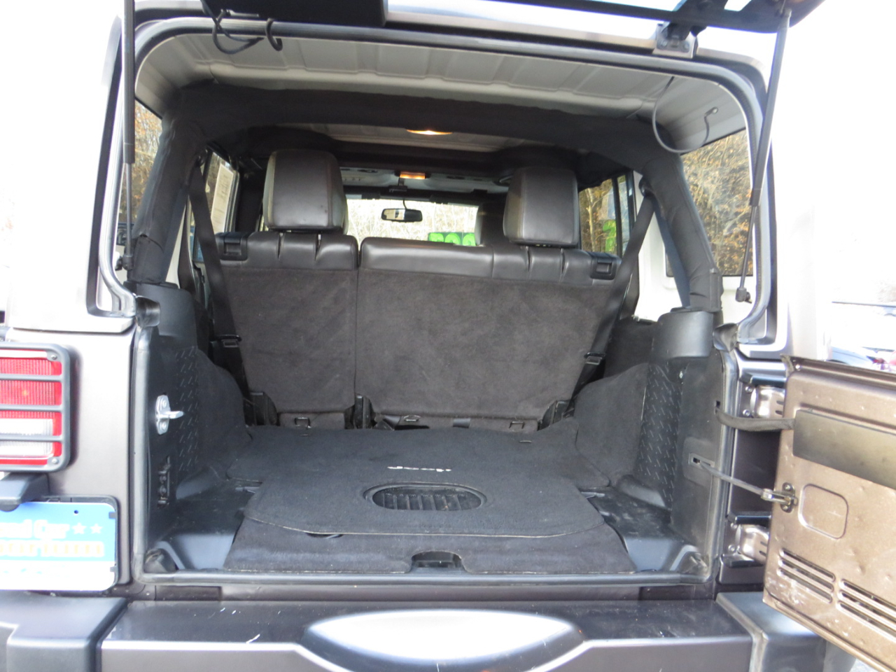 Jeep Wrangler Unlimited 4WD 4dr Sahara 2016