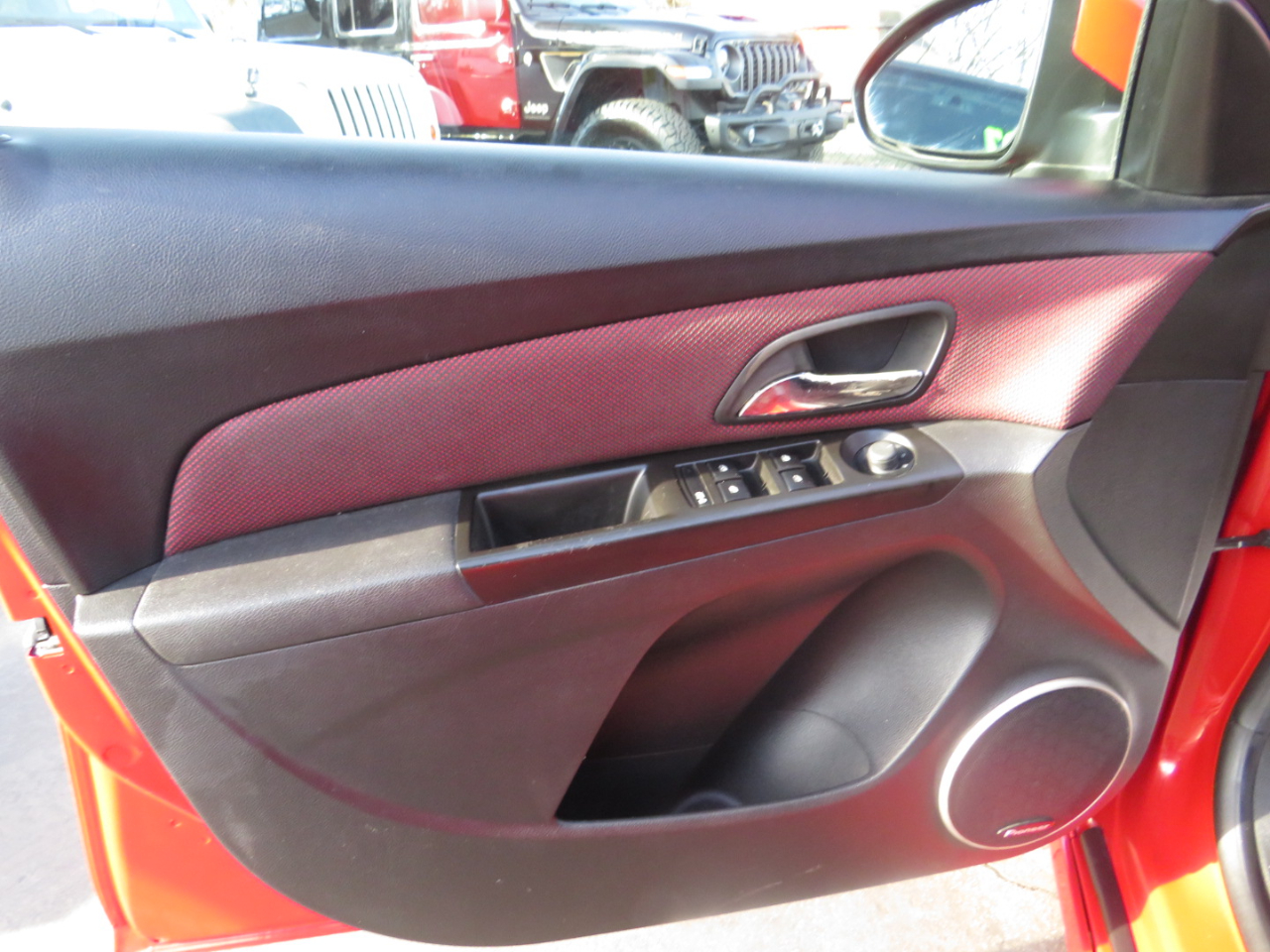 Chevrolet Cruze 4dr Sdn LT w/1LT 2012