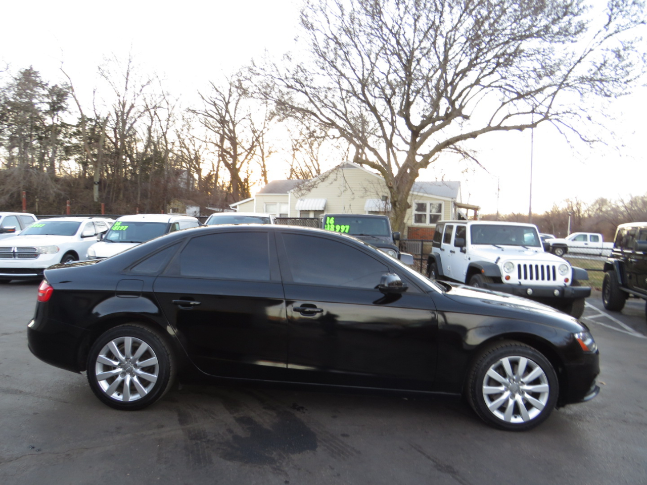 Audi A4 4dr Sdn Auto quattro 2.0T Premium 2013