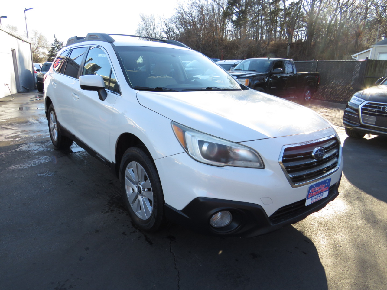 Subaru Outback 4dr Wgn 2.5i Premium PZEV 2015