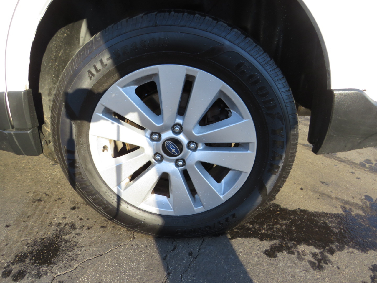 Subaru Outback 4dr Wgn 2.5i Premium PZEV 2015