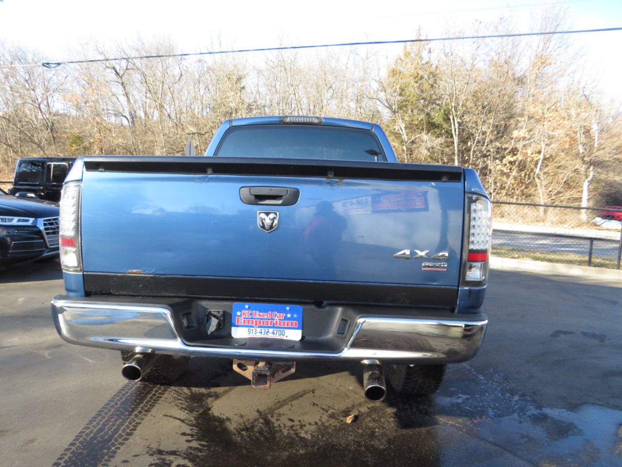 Dodge Ram 1500 2dr Reg Cab 120.5 4WD SLT 2006