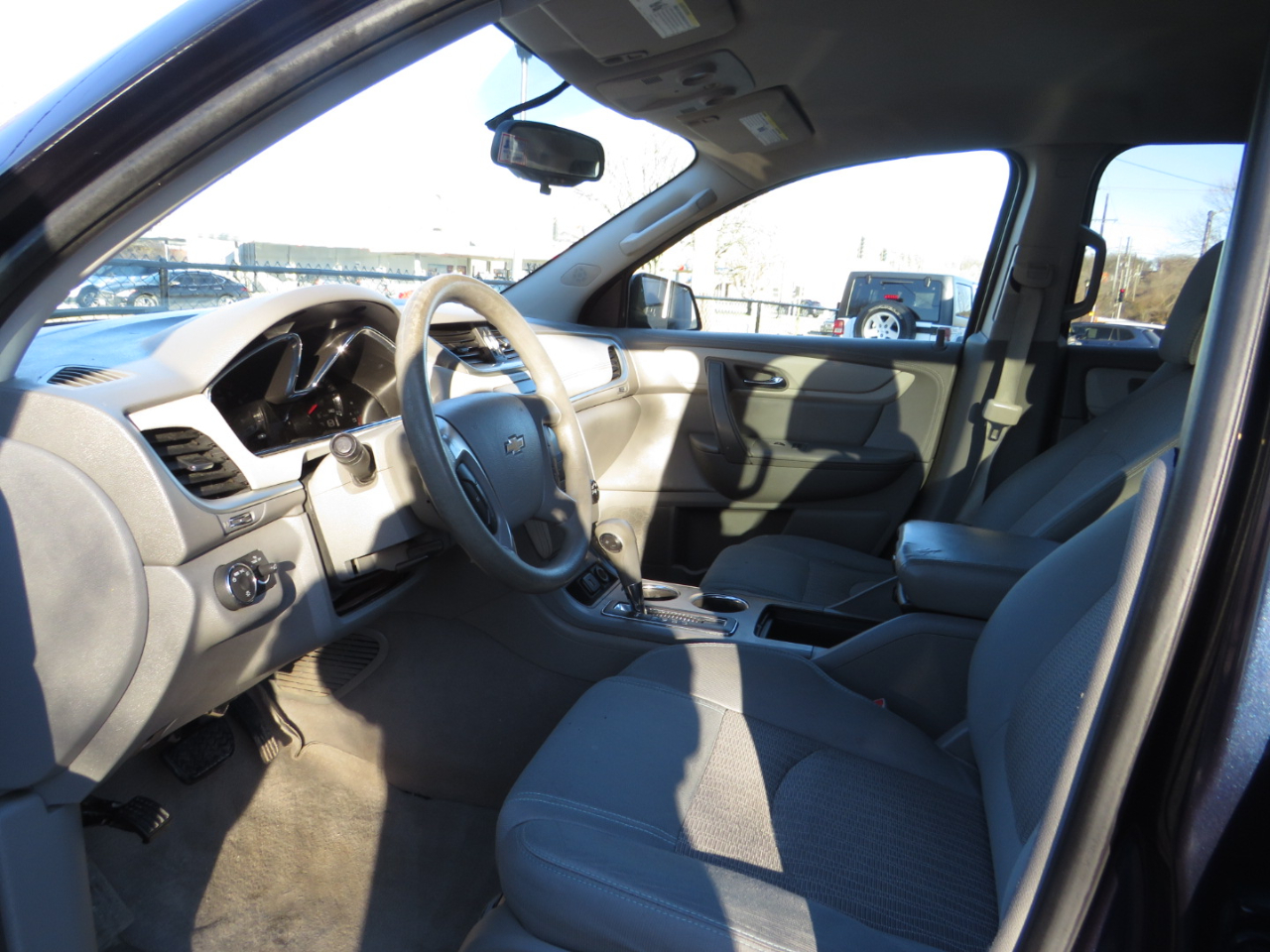 Chevrolet Traverse FWD 4dr LS w/1LS 2017