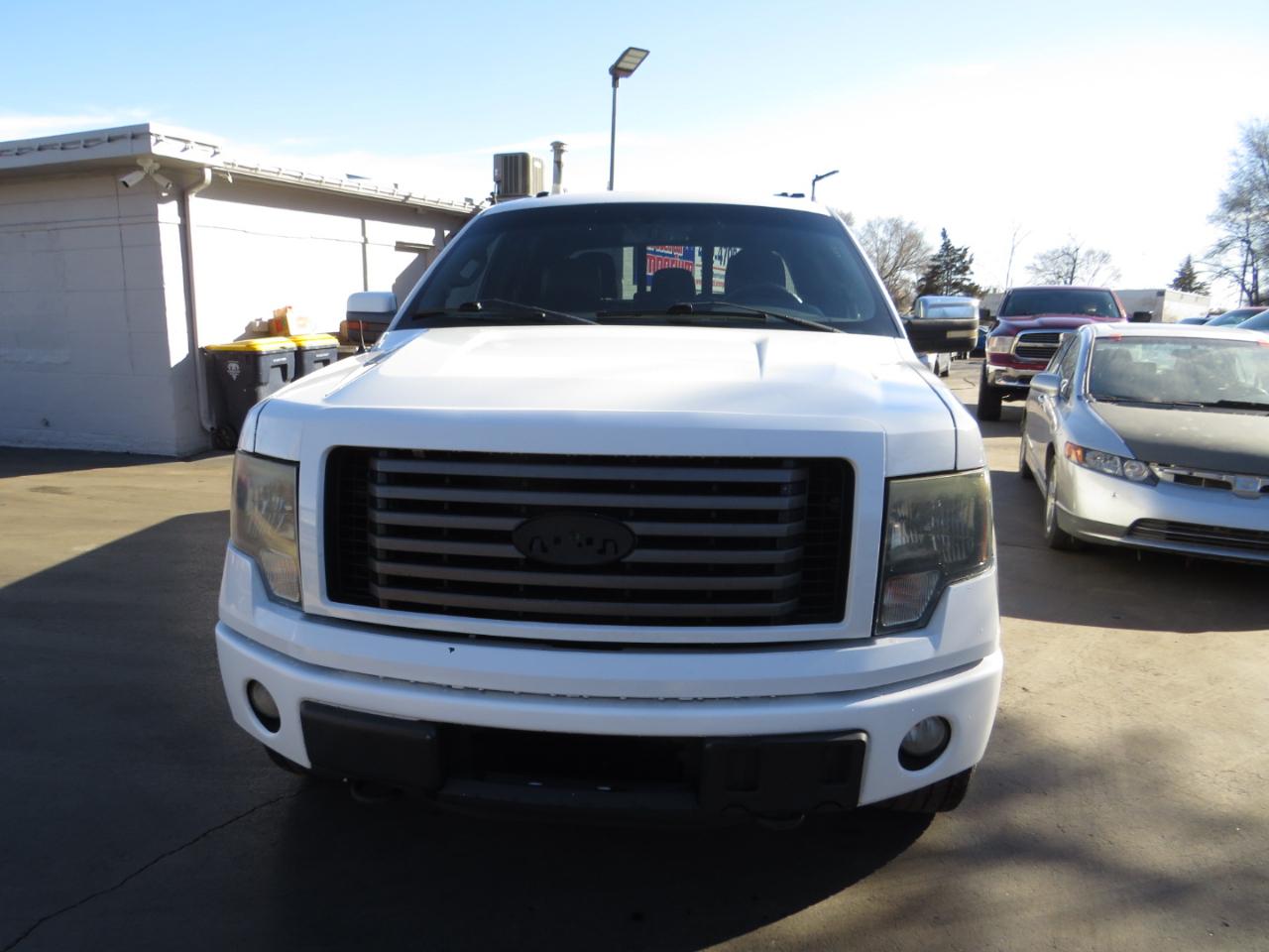 Ford F-150 4WD SuperCrew 145" Platinum 2012