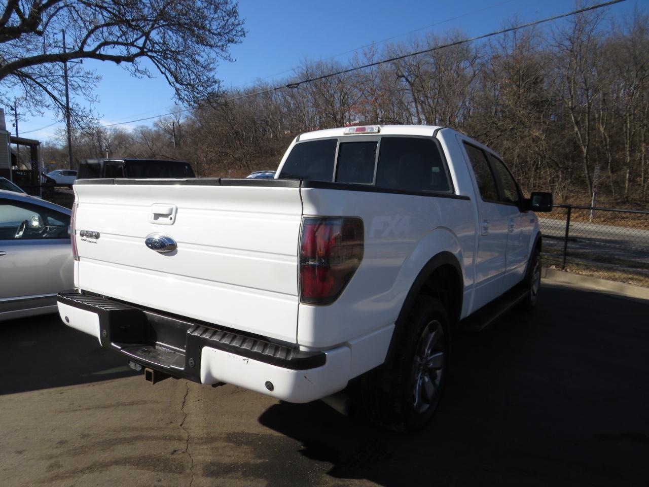 Ford F-150 4WD SuperCrew 145" Platinum 2012